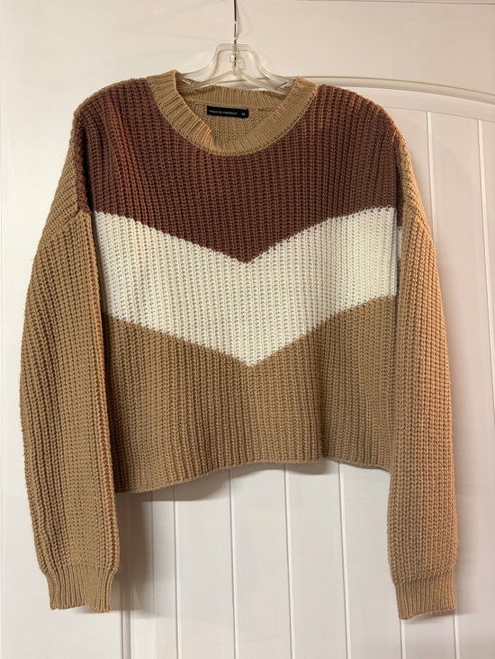 moon & madison Sweaters - moon & madison Colorblock Chevron Sweater - Tan, Brown & White